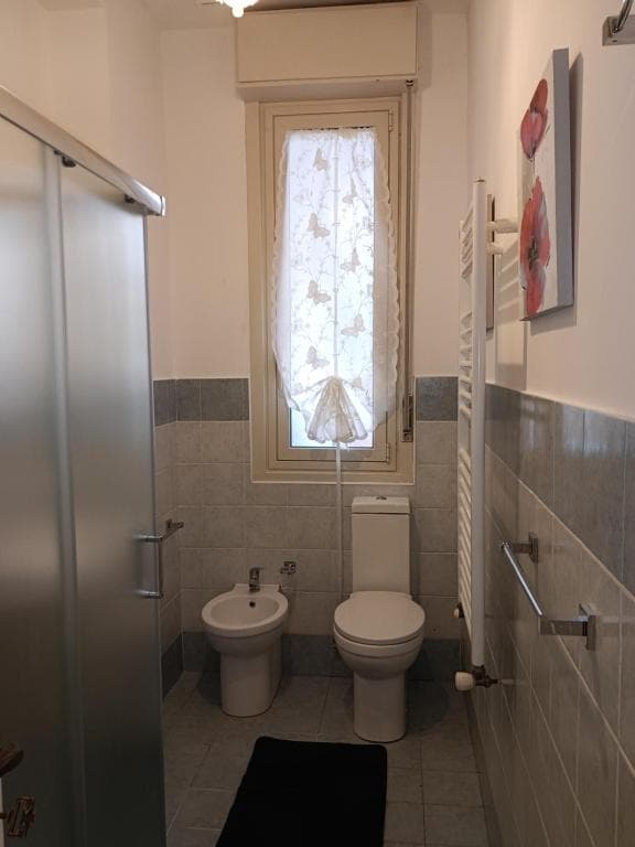 Bagno principale vista alternativa